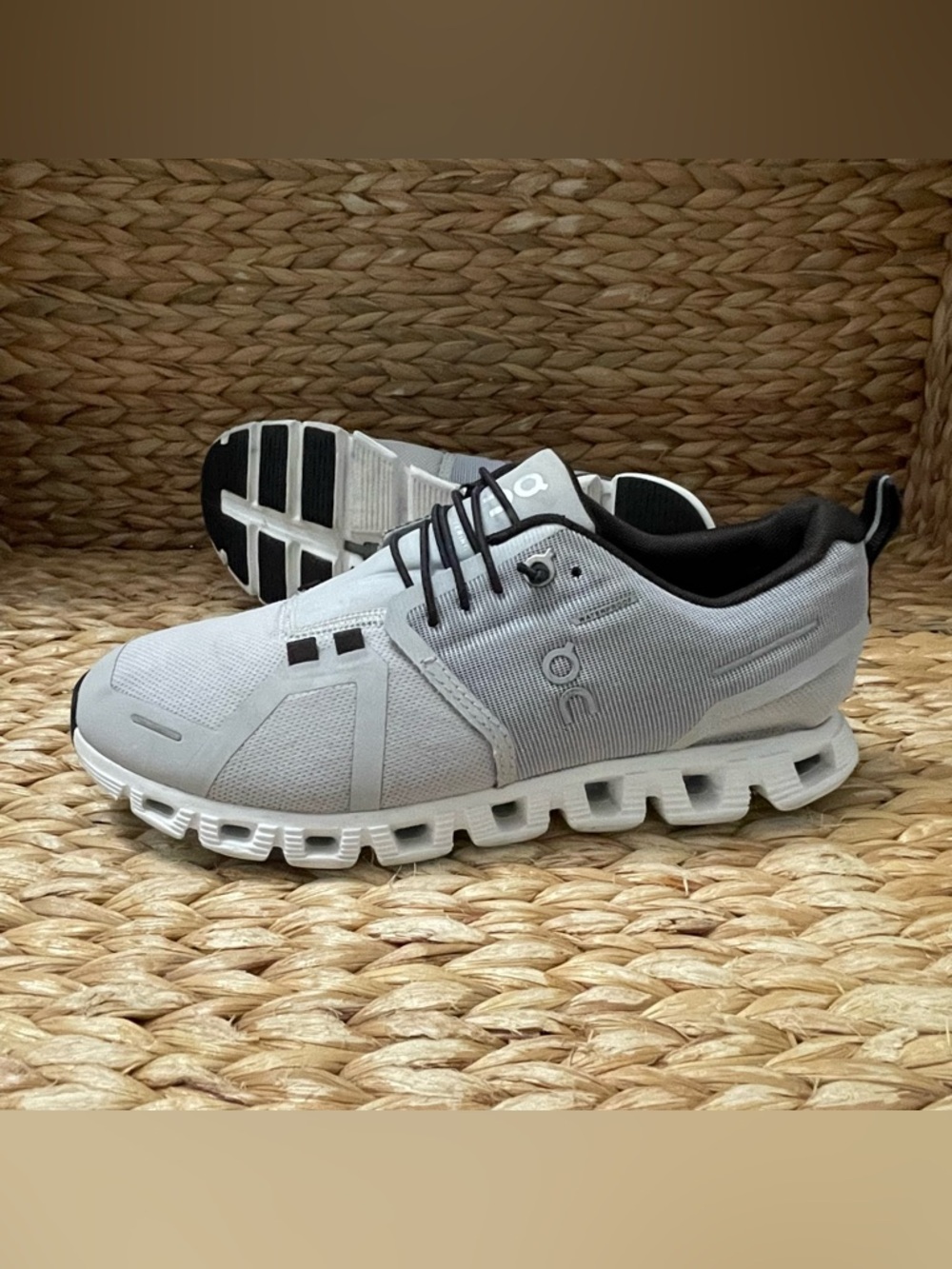 On Cloud 5 Waterproof Running Shoes Gray Colorway